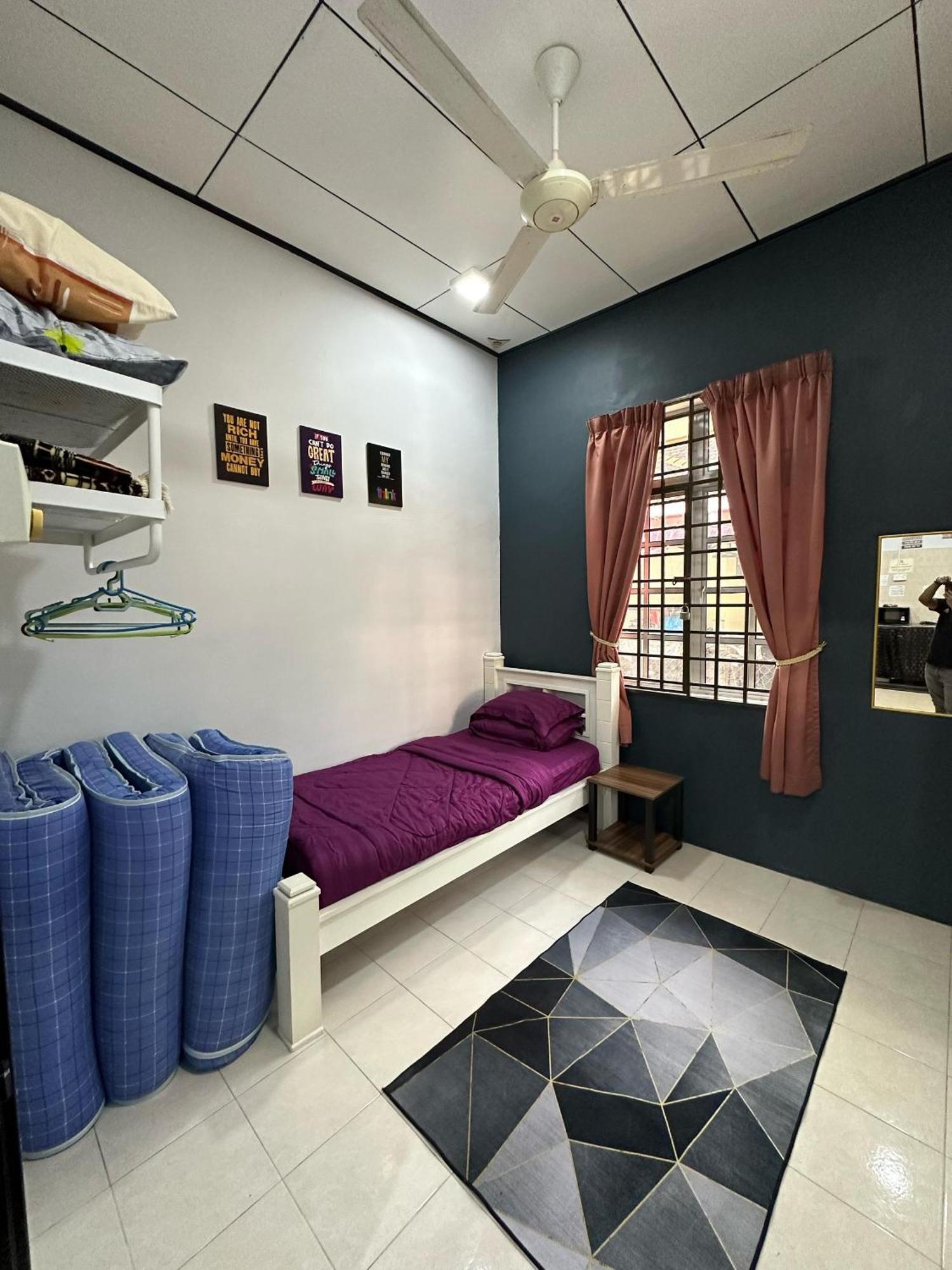 Homestay Izhan Bandar Kuala Terengganu Eksteriør bilde
